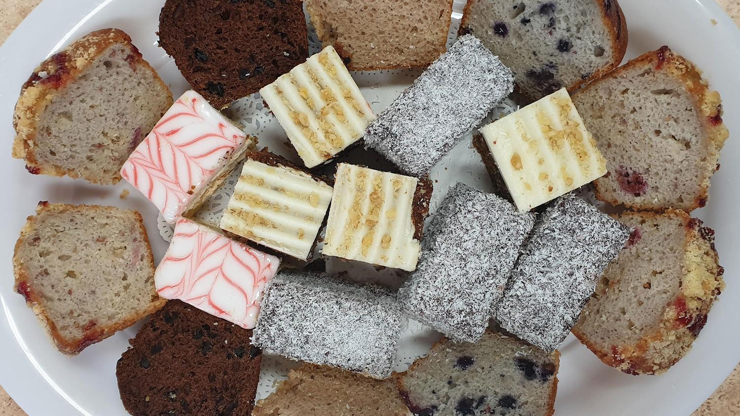 Gluten Free Cake Slice