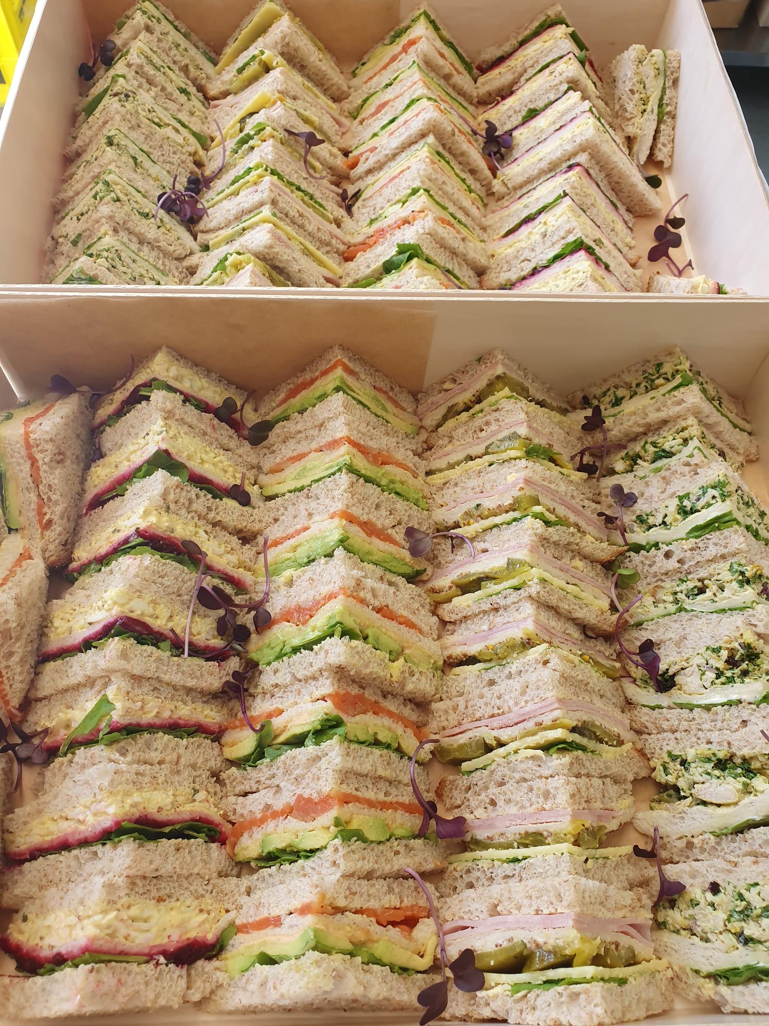 Club Sandwich (Triangle Cut)