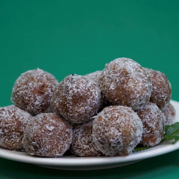 Dark Chocolate Bliss Balls (2 Pieces)