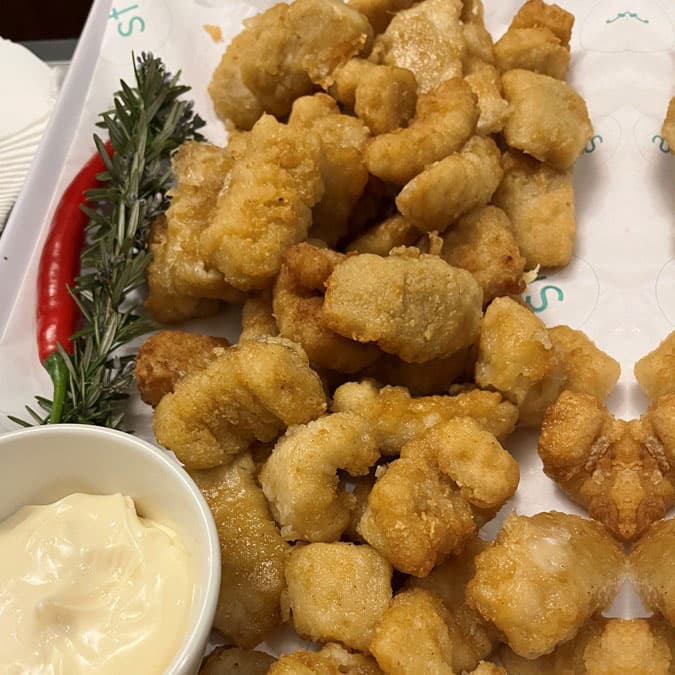 Salt and Pepper Calamari with Aioli