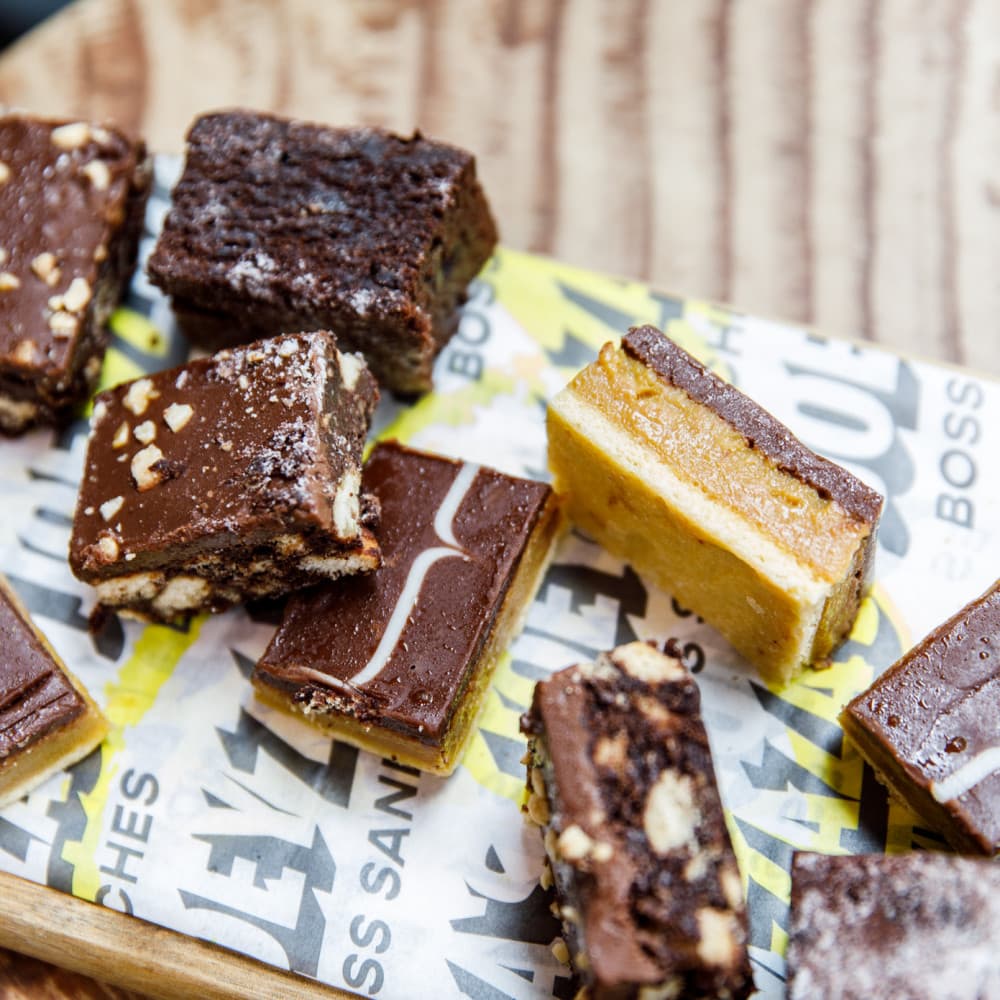 Chocolicious Slice Box - Capo (8 Pieces)