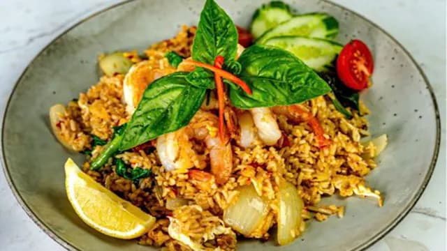 Chilli Basil Fried Rice