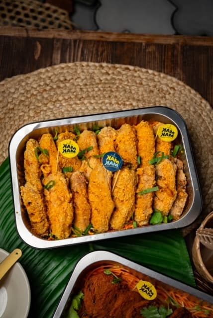 Spicy Chicken Wings (Box of 16)