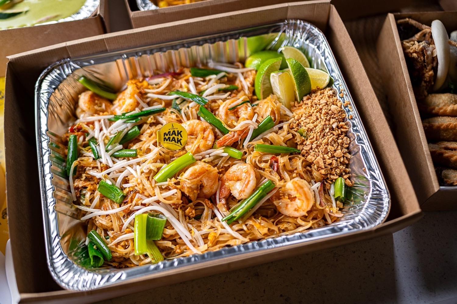 Pad Thai Noodles Platter (Medium)
