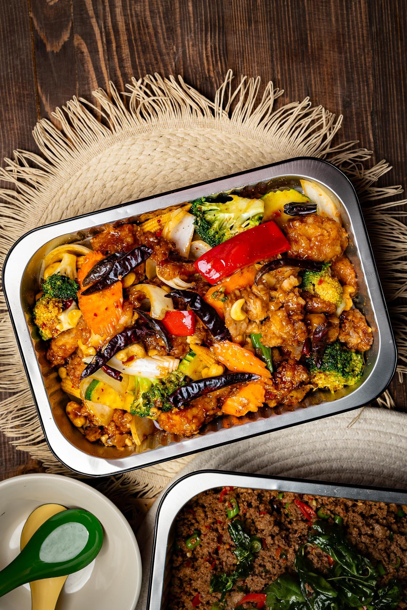 Platter Crispy Cashew Nut Chicken (Medium)