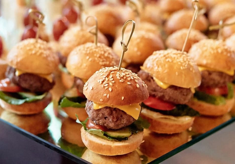 Slider - Beef Cheeseburger Box (20 Pieces)