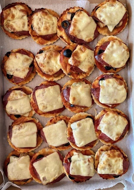 Mini Pizzette (Box of 12)