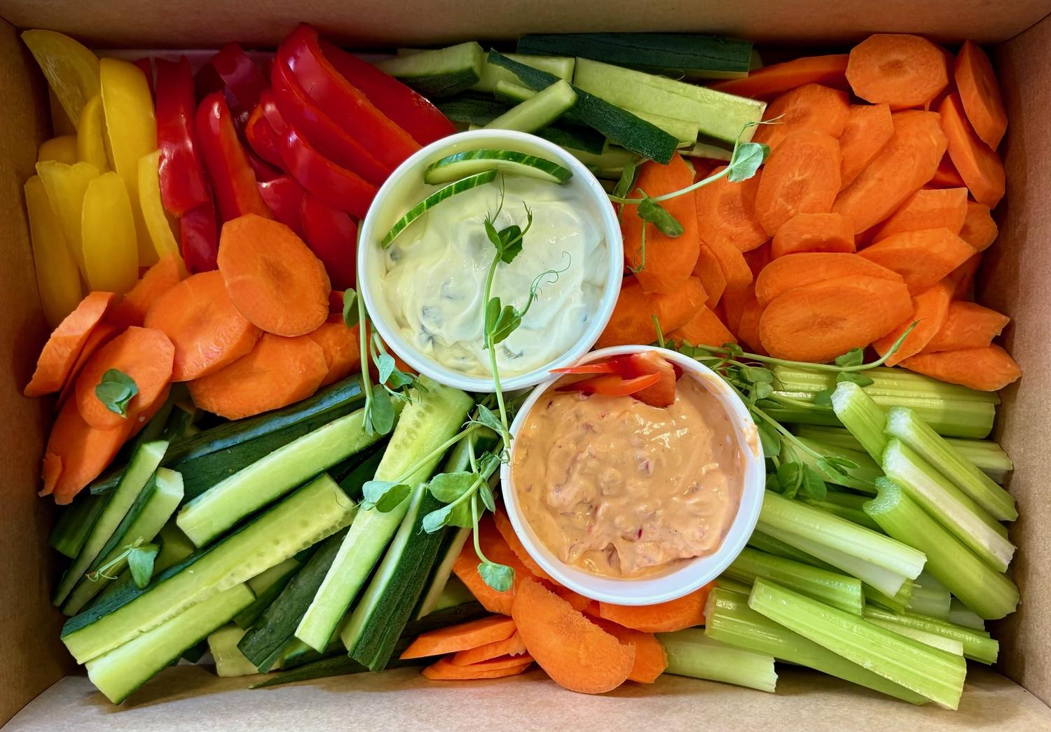 Dip & Fresh Veggies (Large Platter)