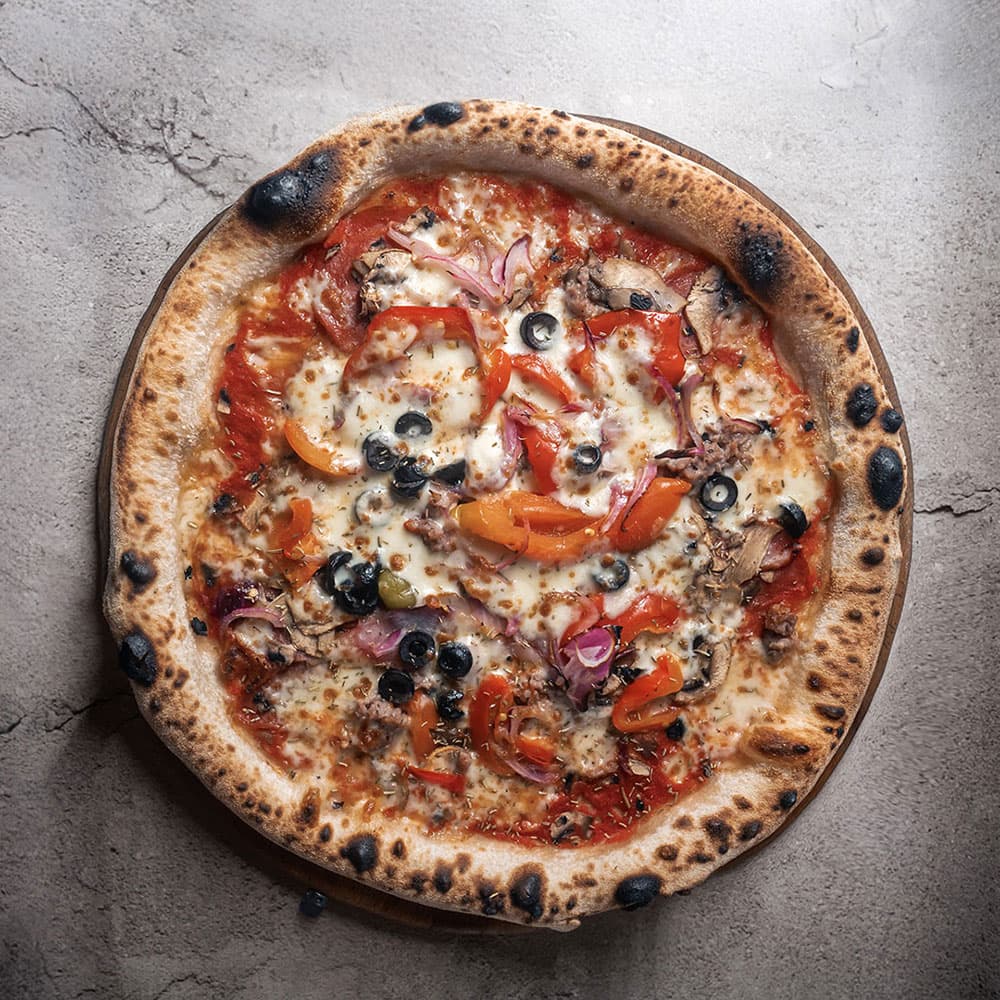 13" Suprema Pizza