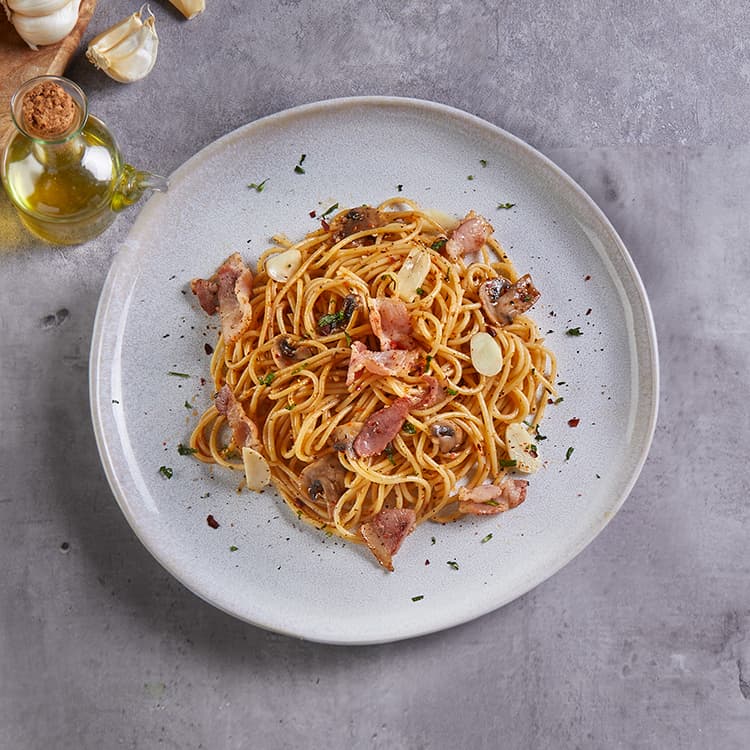 Aglio Olio Pasta with Choice of Meat