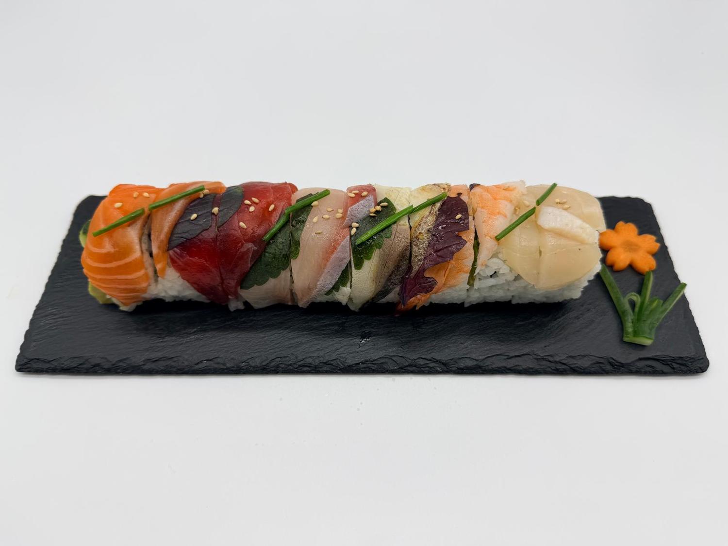 Rainbow Roll - 8 Pieces (M)