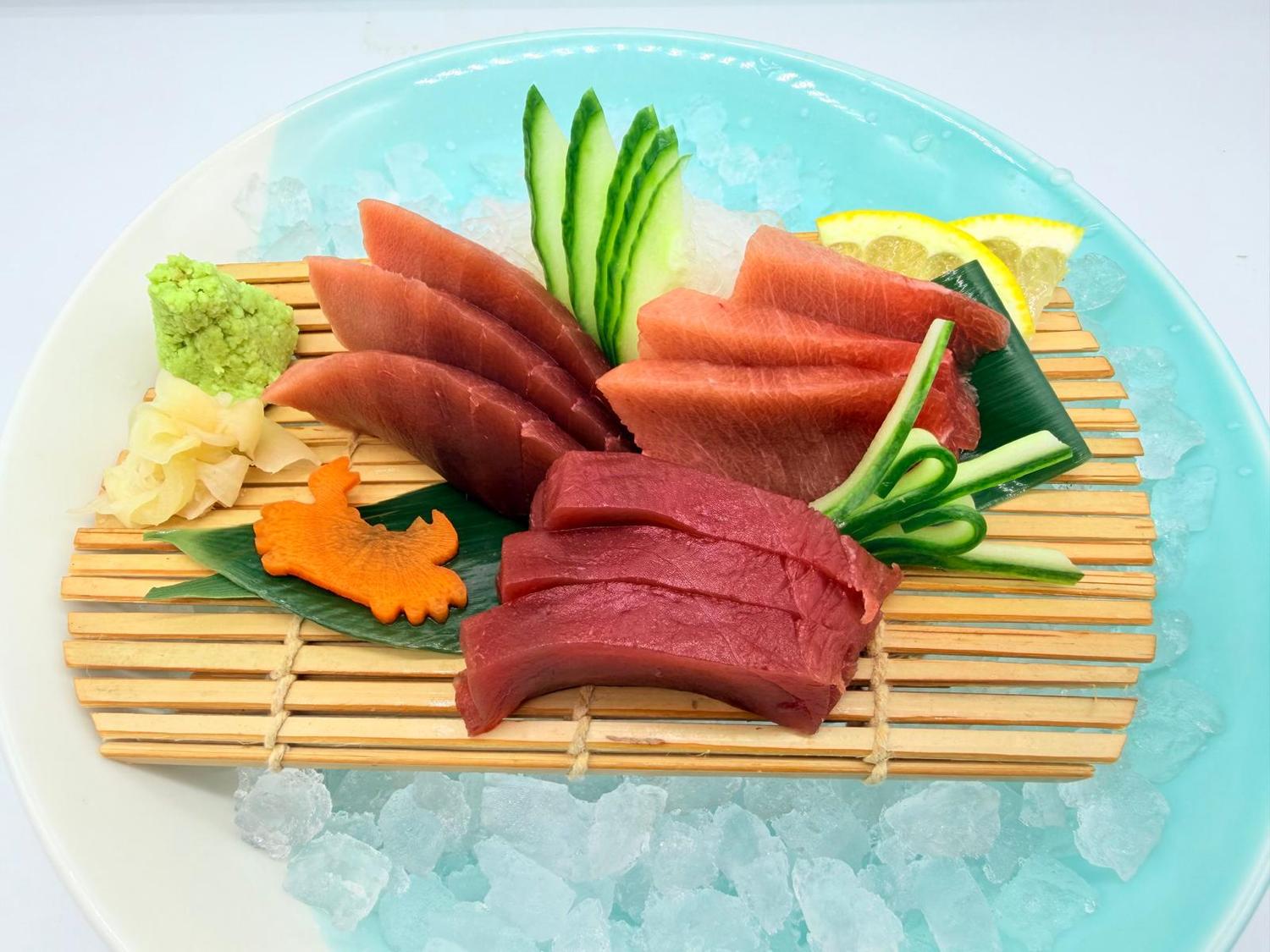 Blue Fin Tuna Sashimi - 9 Pieces (A)