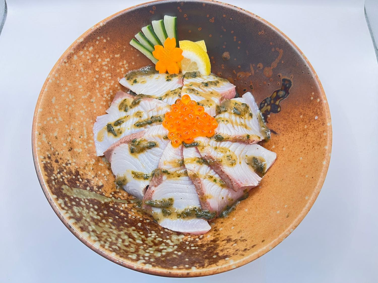 Seared Kingfish Sushi Bowl w Shiso Miso Sauce (A)