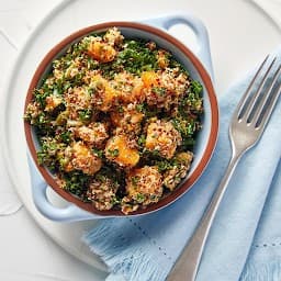 Kale & Quinoa Salad (Medium)