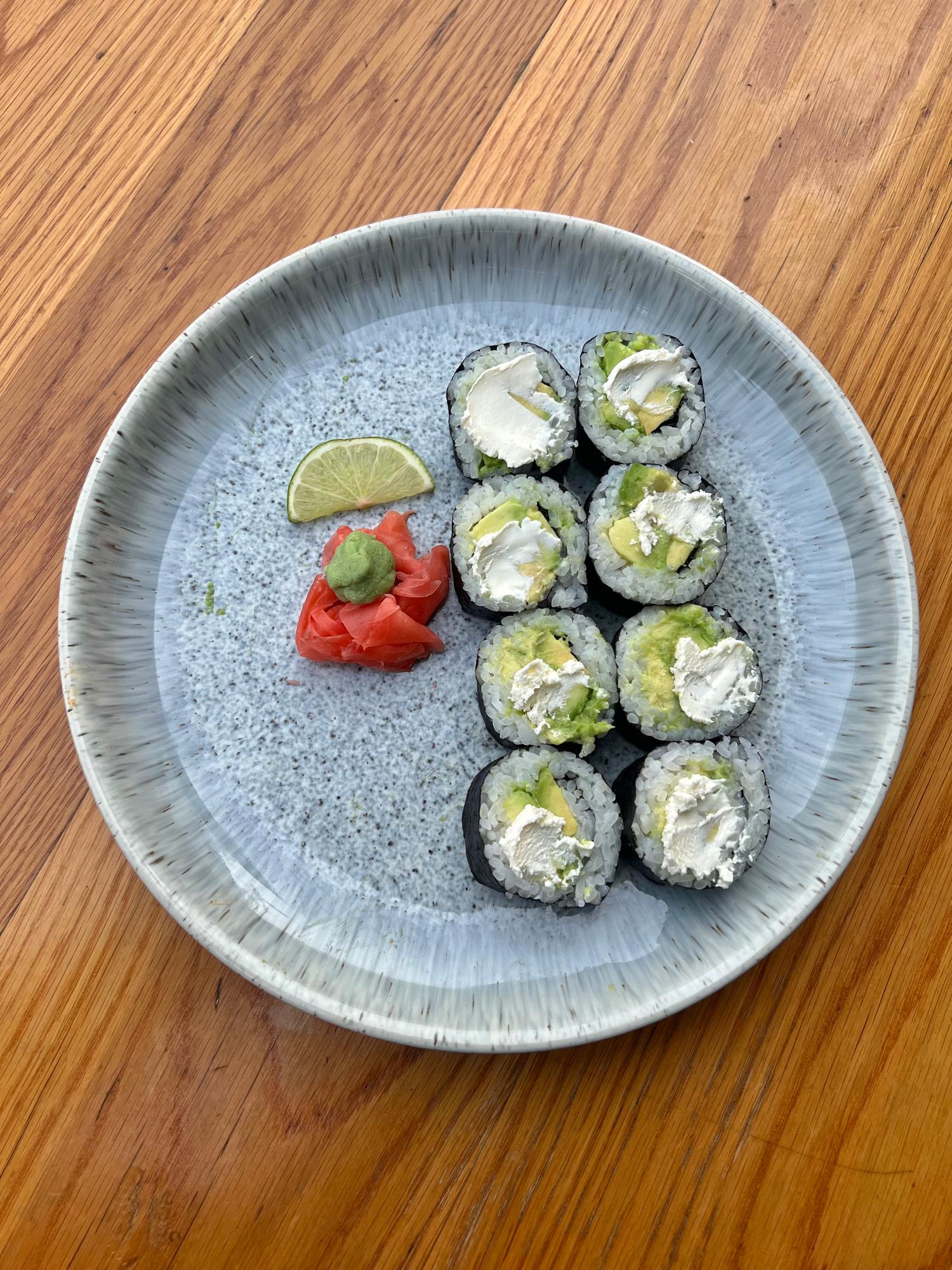 Avocado & Creamy Cheese