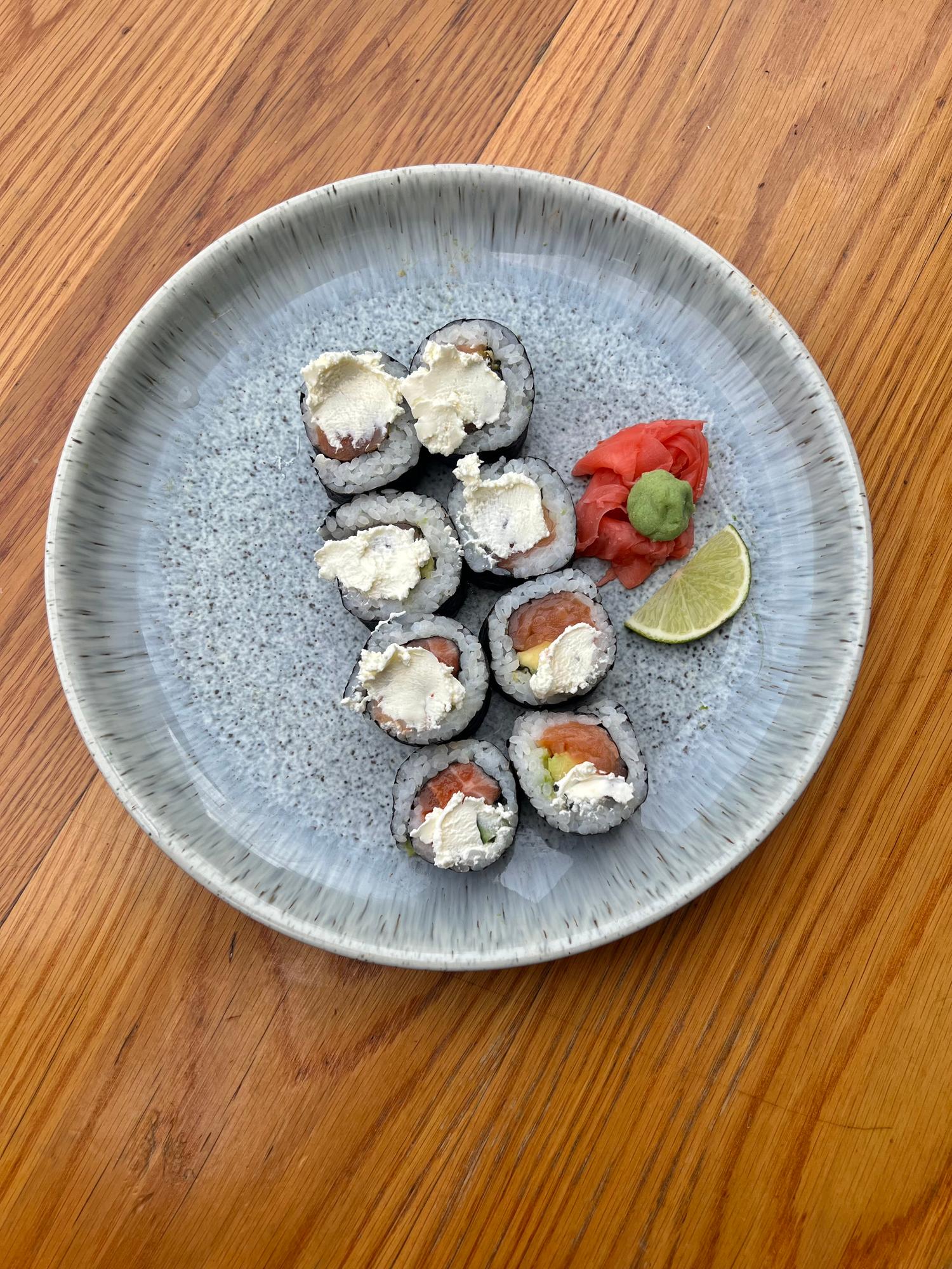 Smoked Salmon Roll