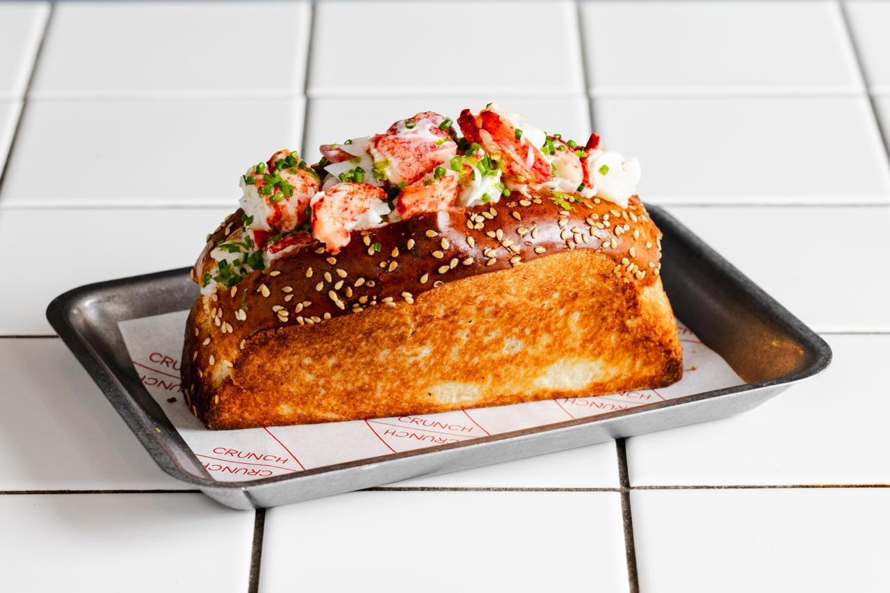 🦞 Carla’s  Lobster Roll 🦞