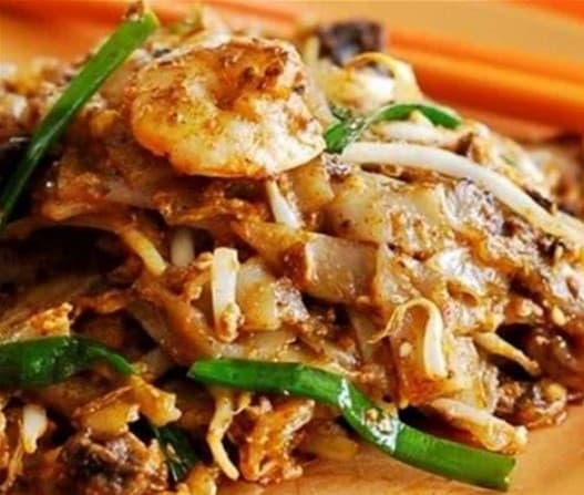 Seafood and Chicken Fried Kuey Teow