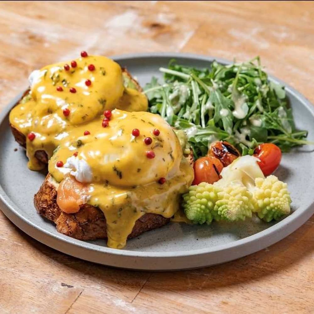 Eggs Benedict (Smoke Salmon)