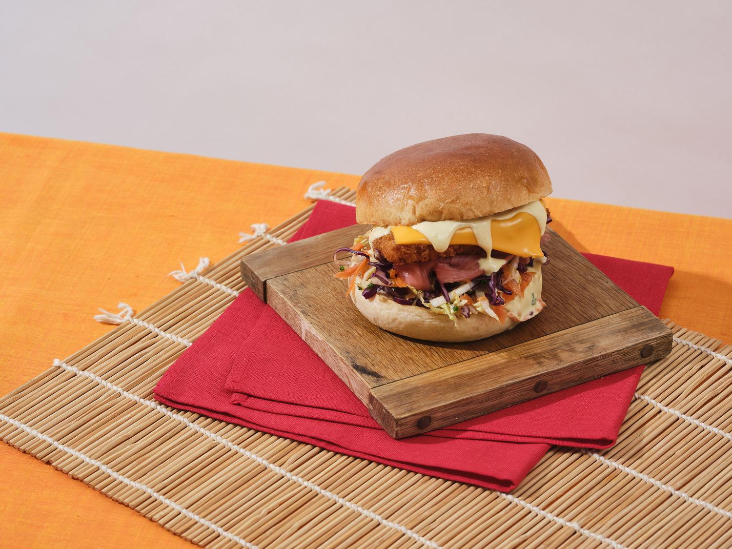 Maki Katsu Curry Burger