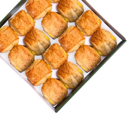 Mini Custard Rolls
