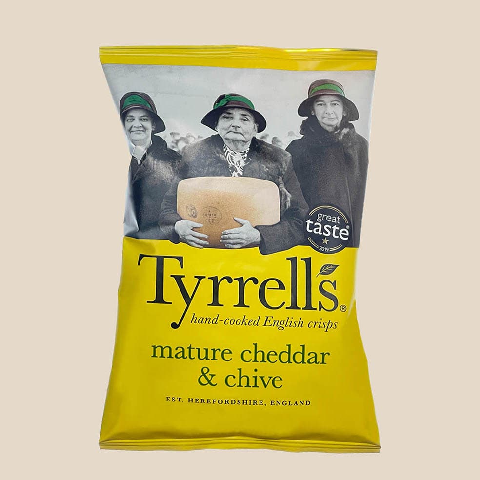 Tyrells - Mature Cheddar & Chives Chips