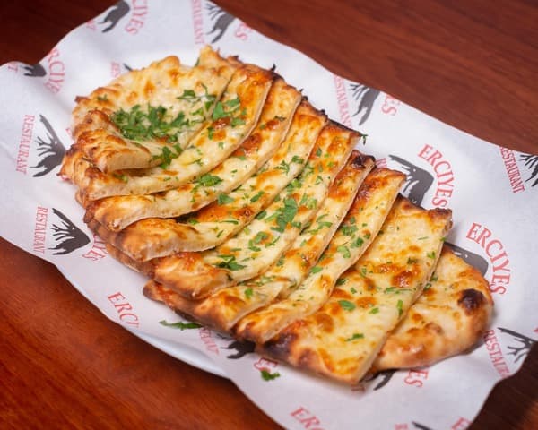 Cheesy Garlic Bread