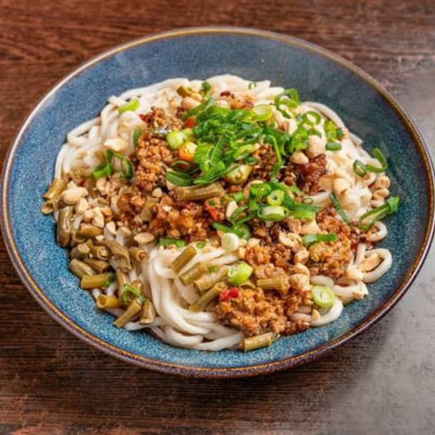 Green Chili With Minced Beef Dry Noodles