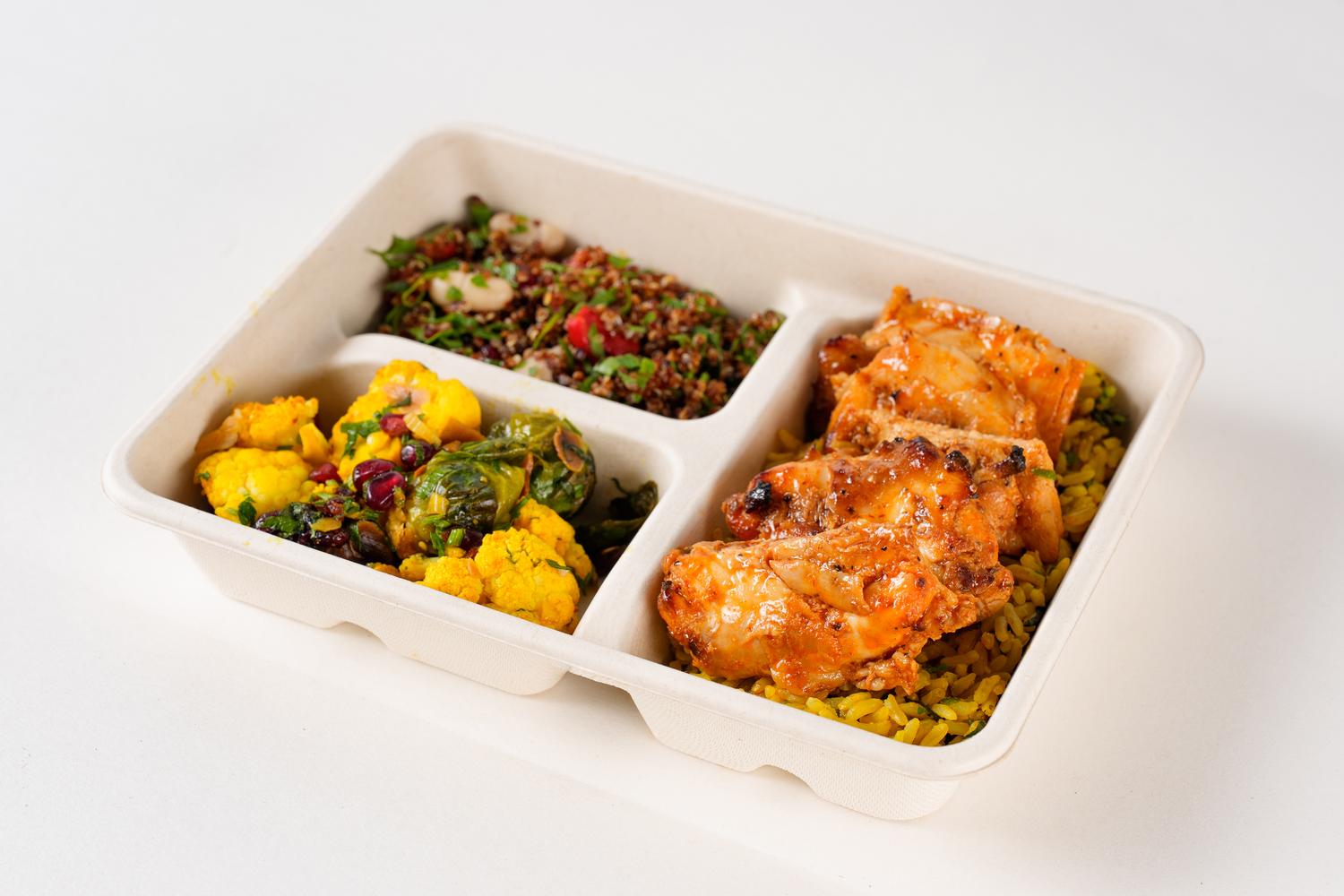 Harissa chicken Lemon - herb brown rice Lunchbox