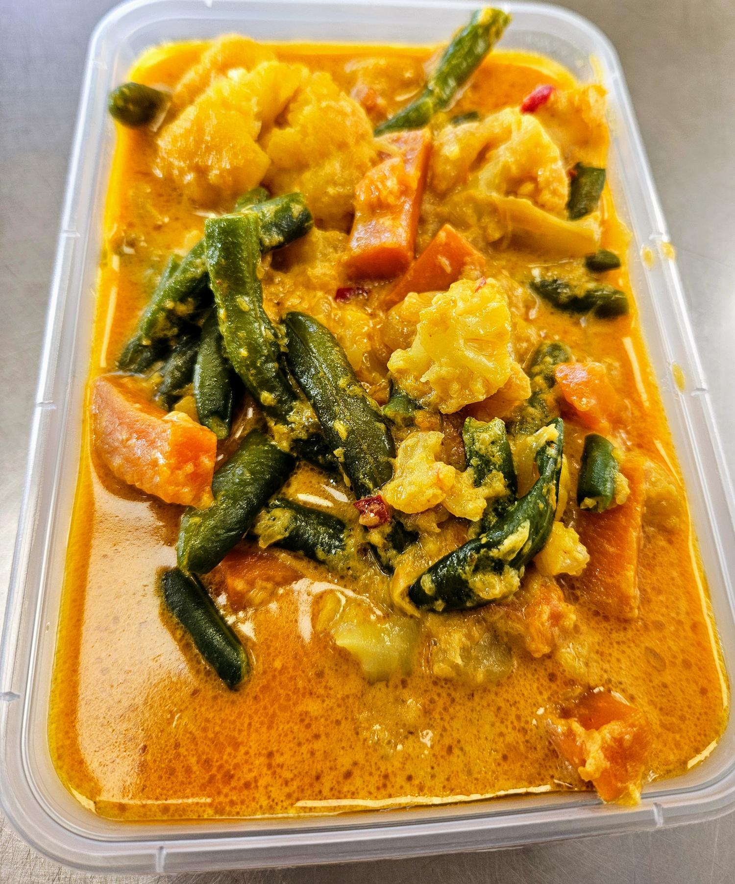 Mixed Vegetable Curry with Briyani Rice