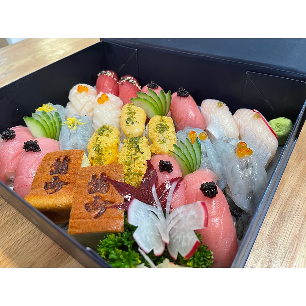 Large Premium Nigiri Sushi (Box of 22 Pcs)