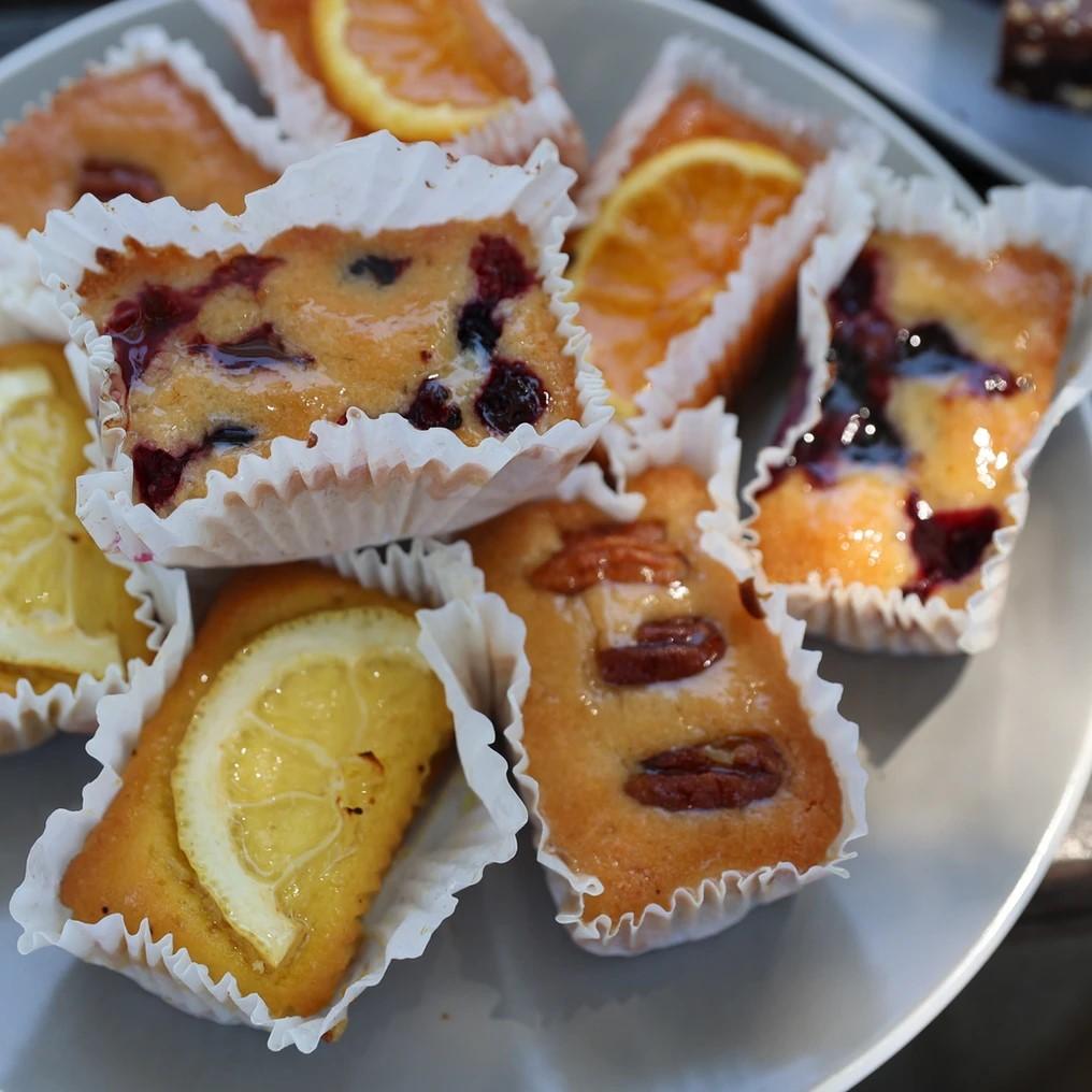 Friands (36 Pieces)