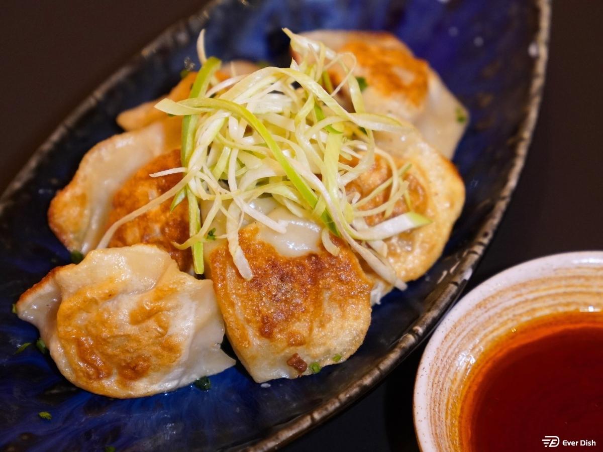 Pork Gyoza (6 Pcs)