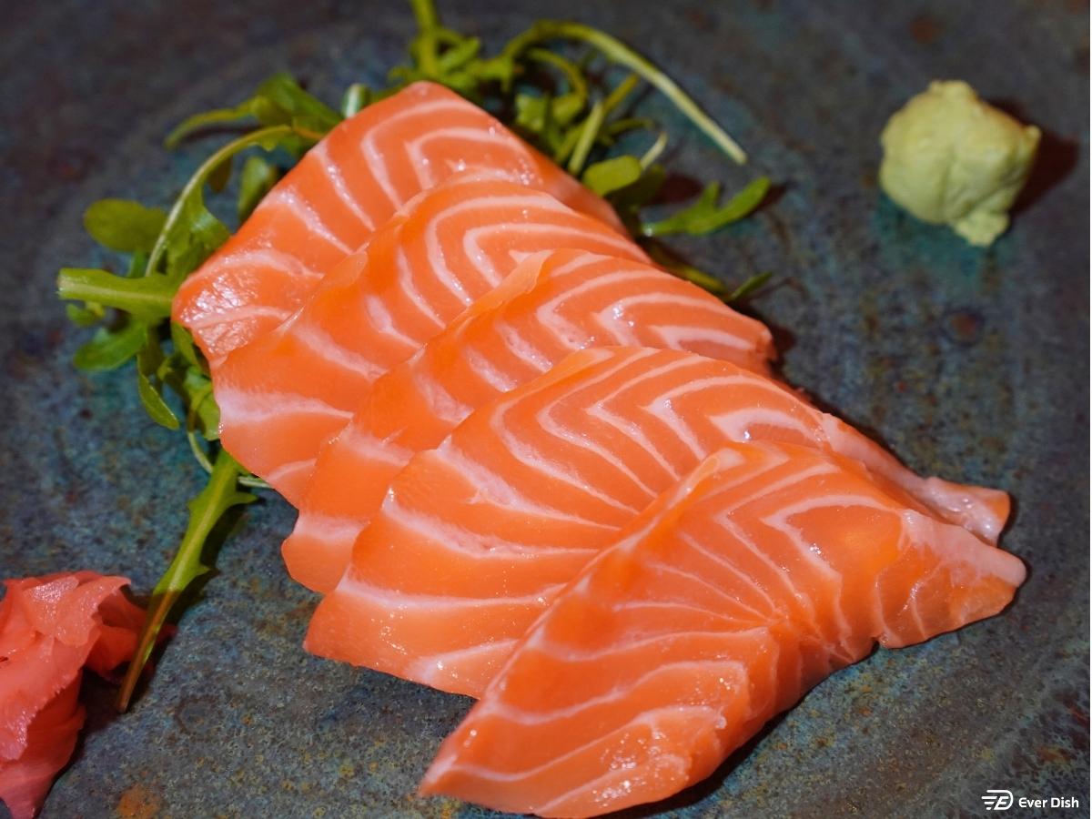 Fresh Salmon Sashimi (5 pcs)