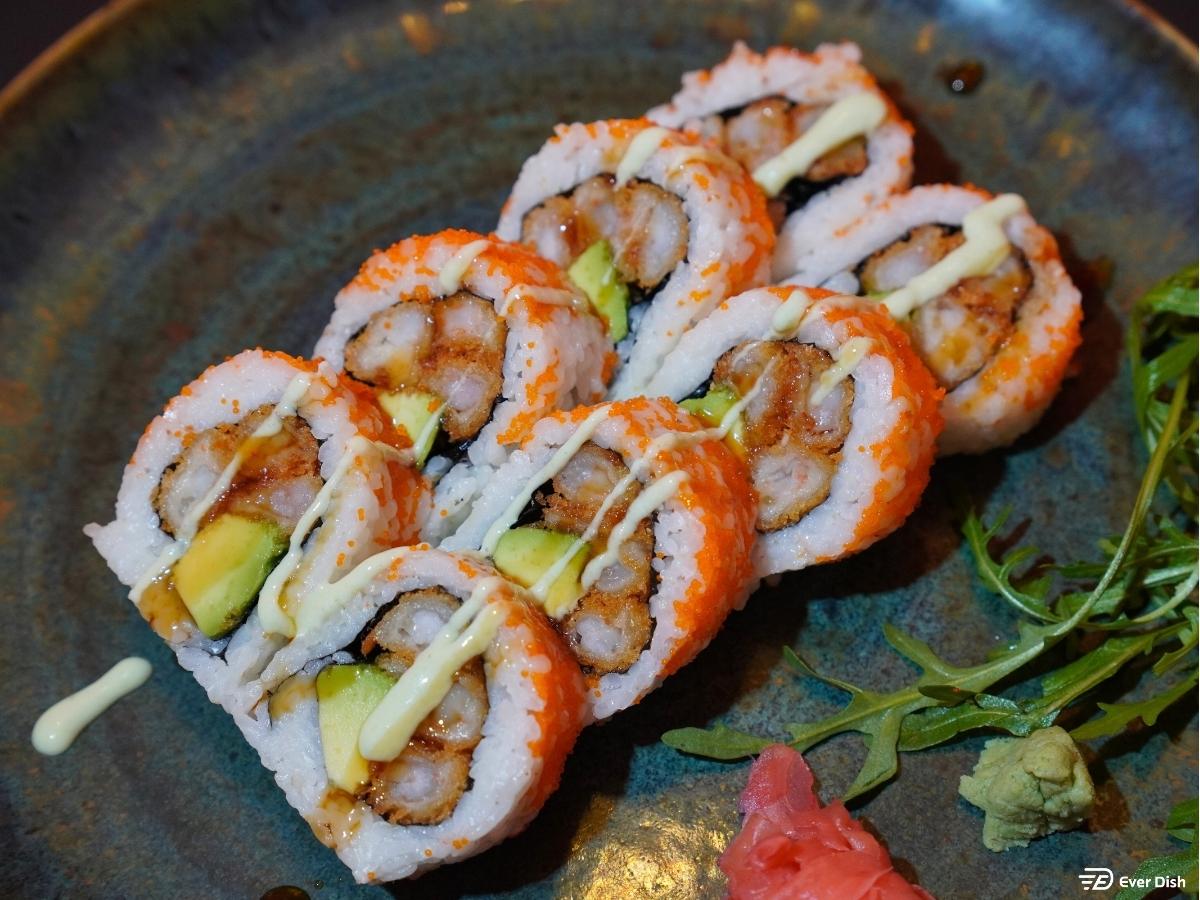 King Prawn Tempura Roll (4 pcs)