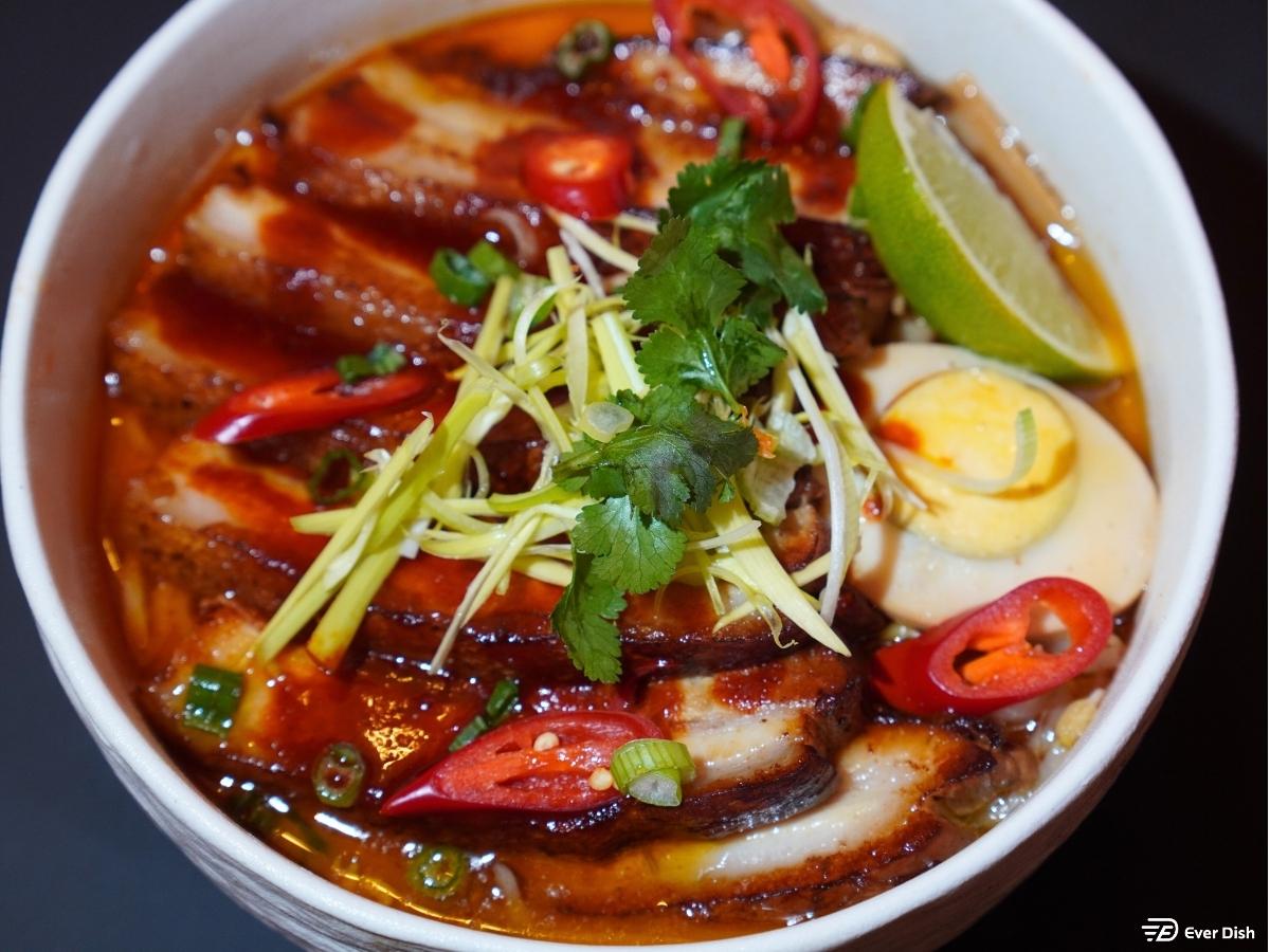 Tonkotsu Ramen (spicy)