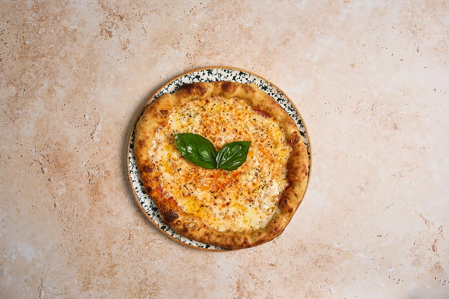 Gluten-Free Margherita Pizza