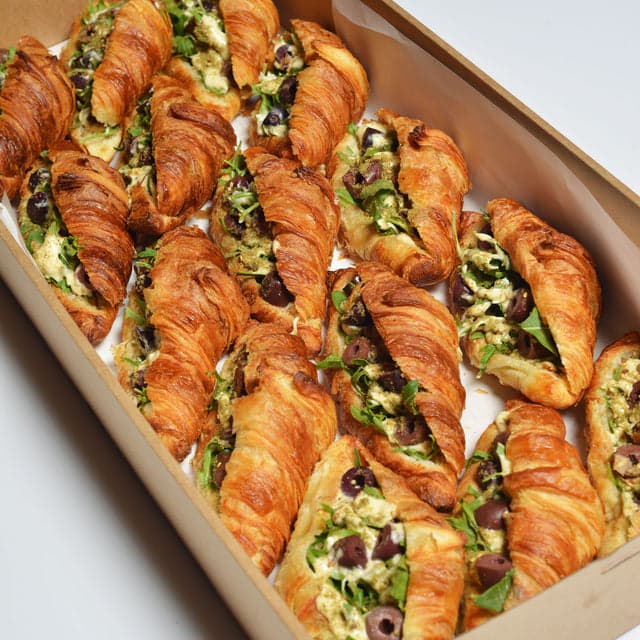 Vegetarian Croissant Platter (15 Pieces)