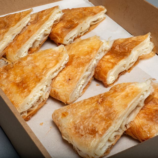 Cheese Burek (8 Pieces)