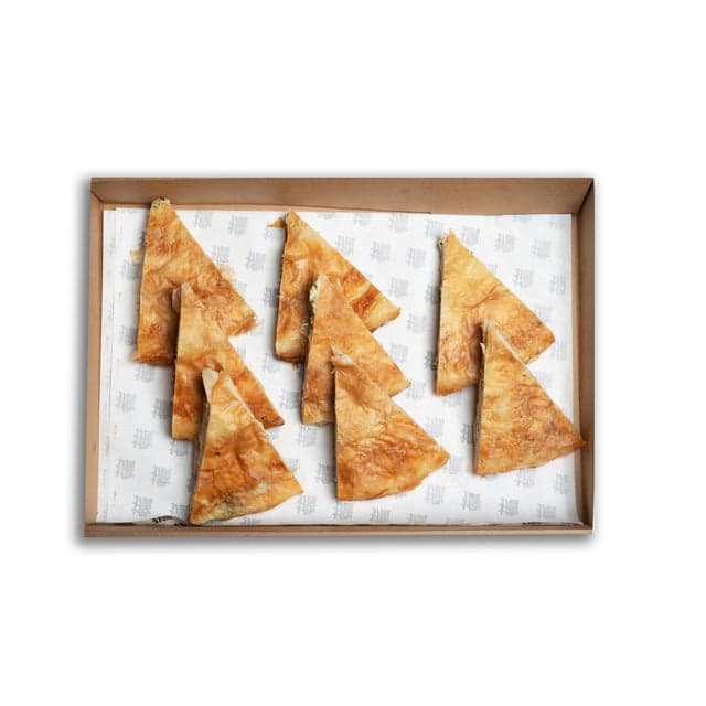 Cheese and Spinach Burek (8 Pieces)