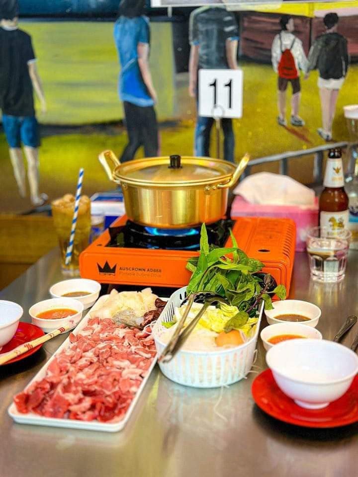 Jeaw Hon E-San Hot Pot Set