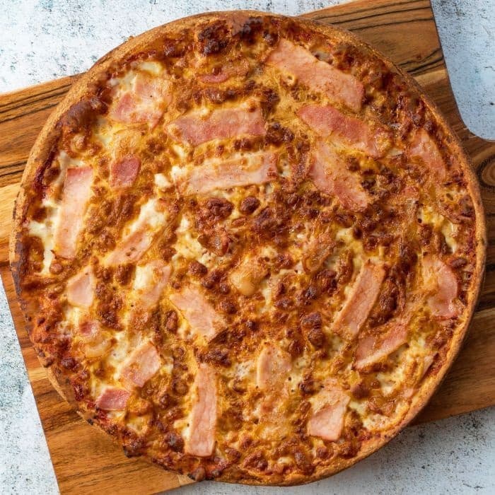 Bacon and Egg Pizza