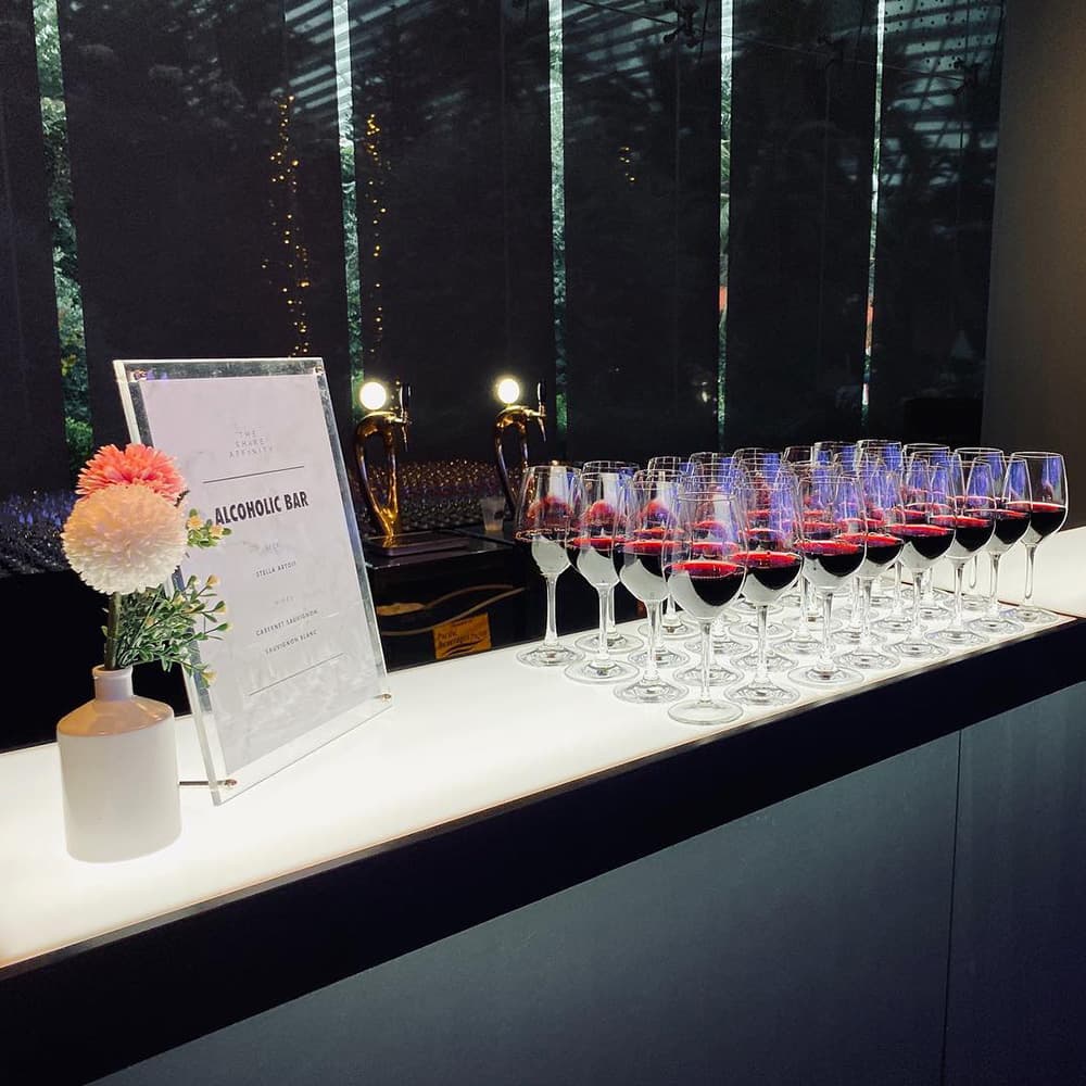 Canned Beers and Wines | E7
