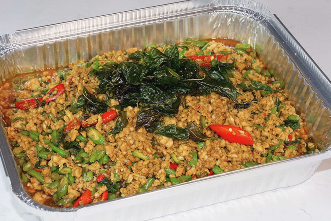 Chilli & Basil Sauce (Tray)