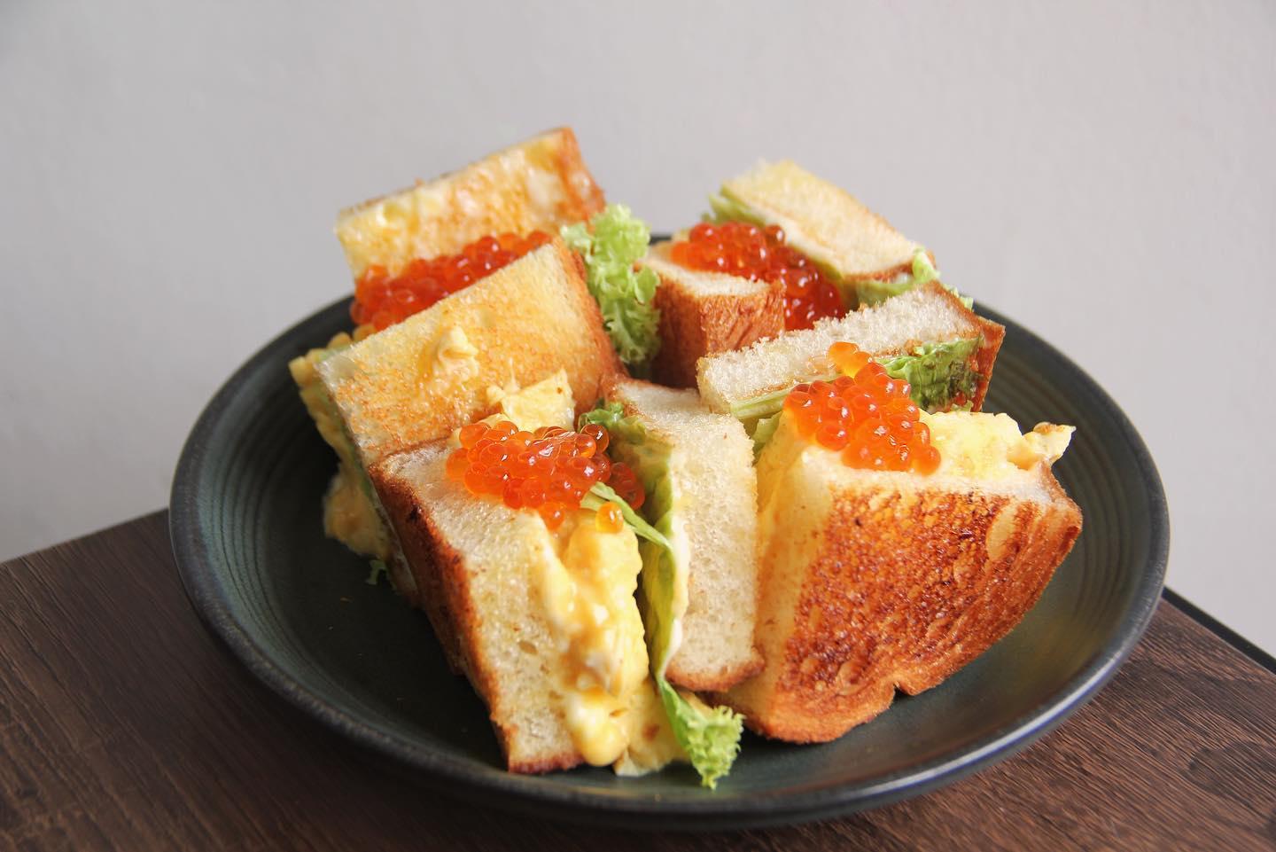 Tamago Ikura Sando