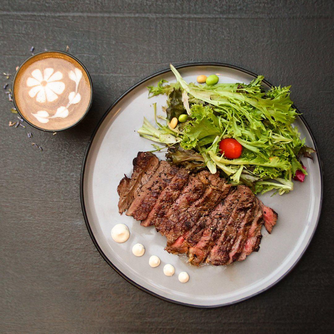 Truffle Beef Steak Salad