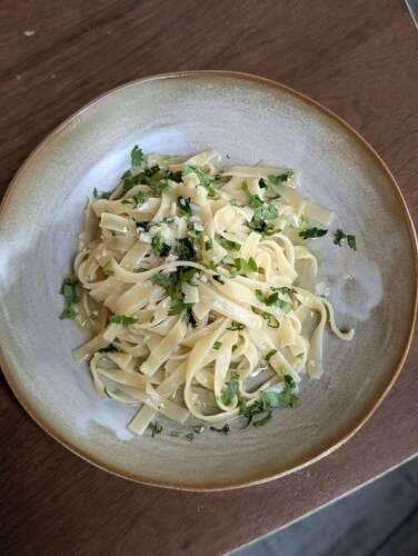 White Wine Garlic Pasta (Individually Packed)