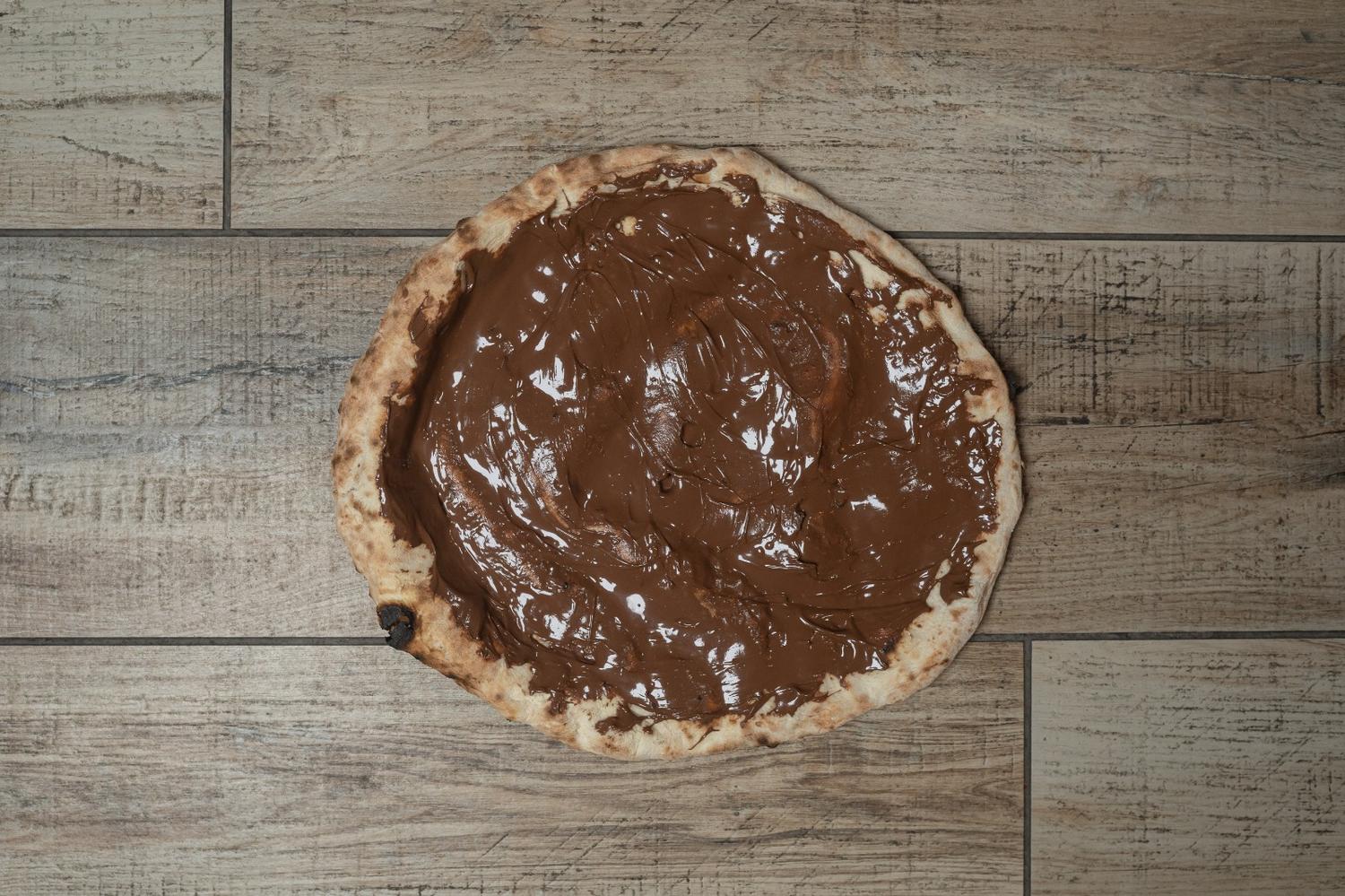 Nutella Pizza