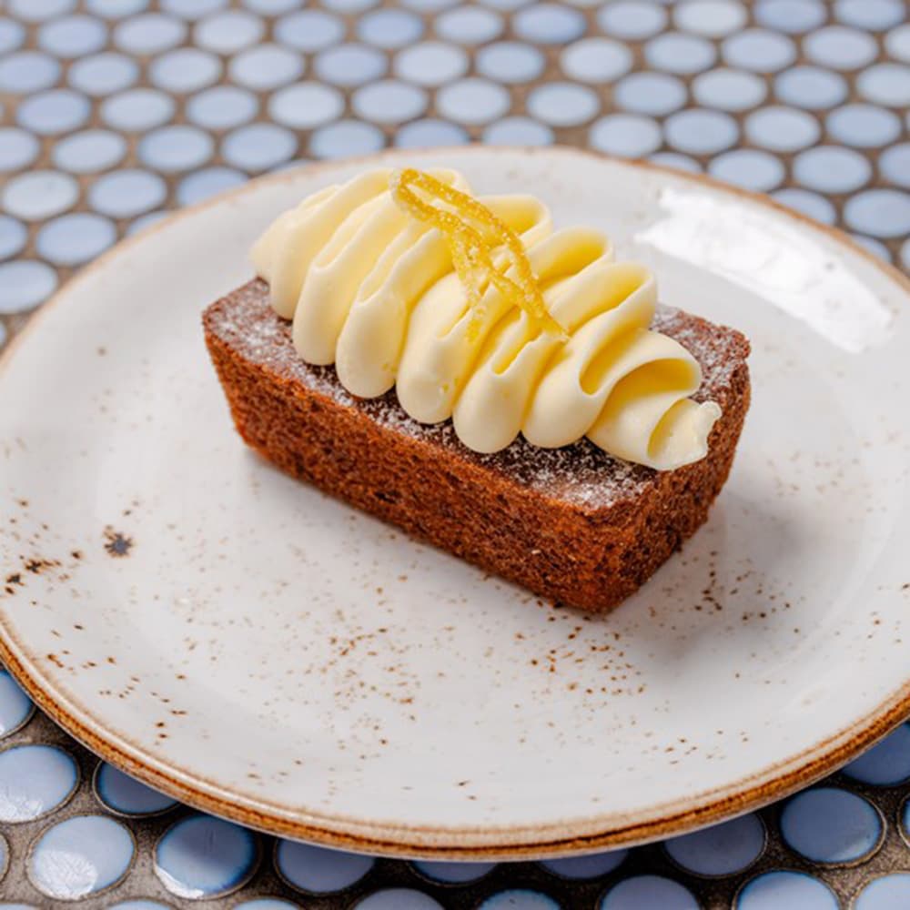 F/L Carrot cake