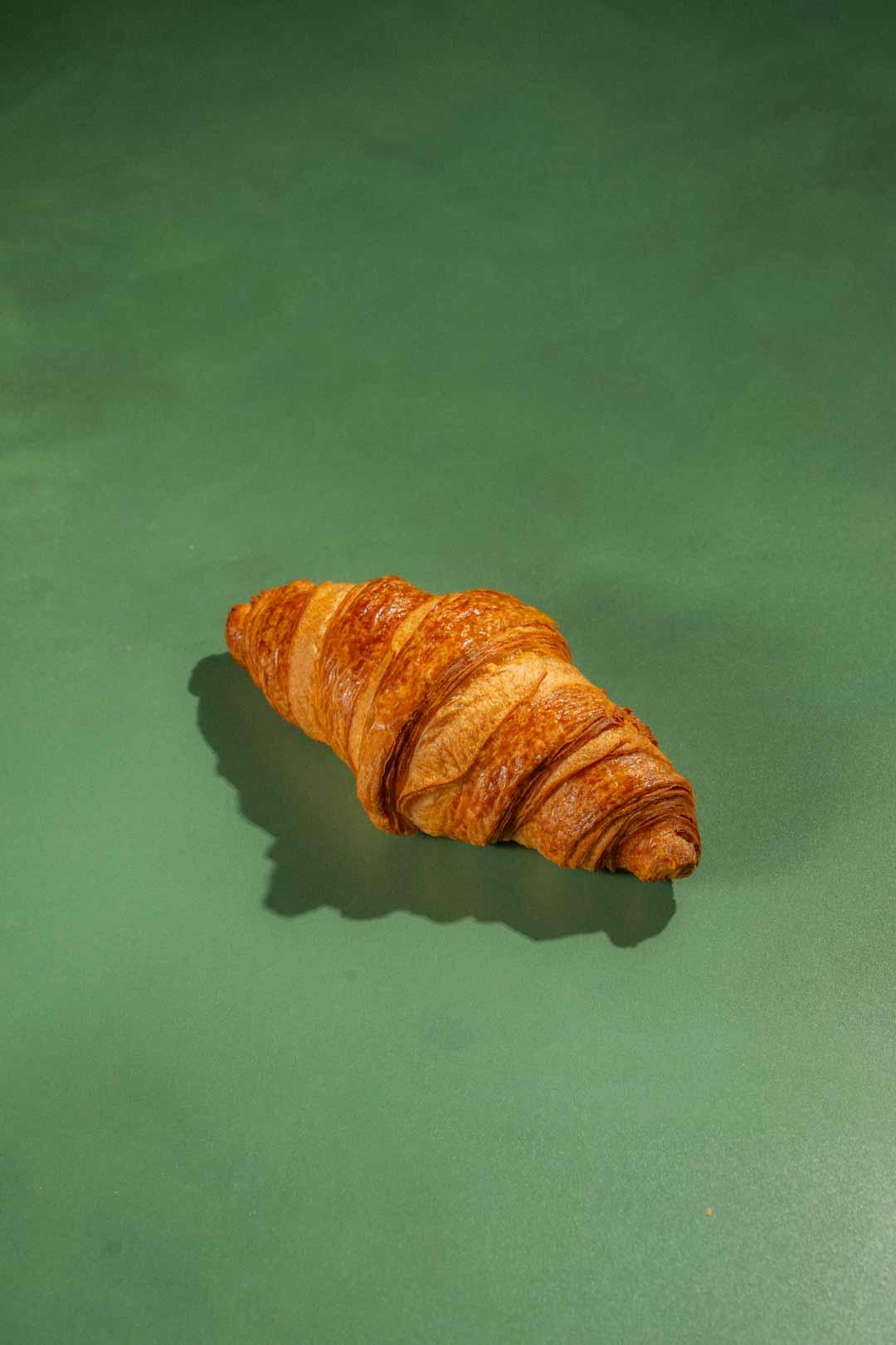 Plain croissant